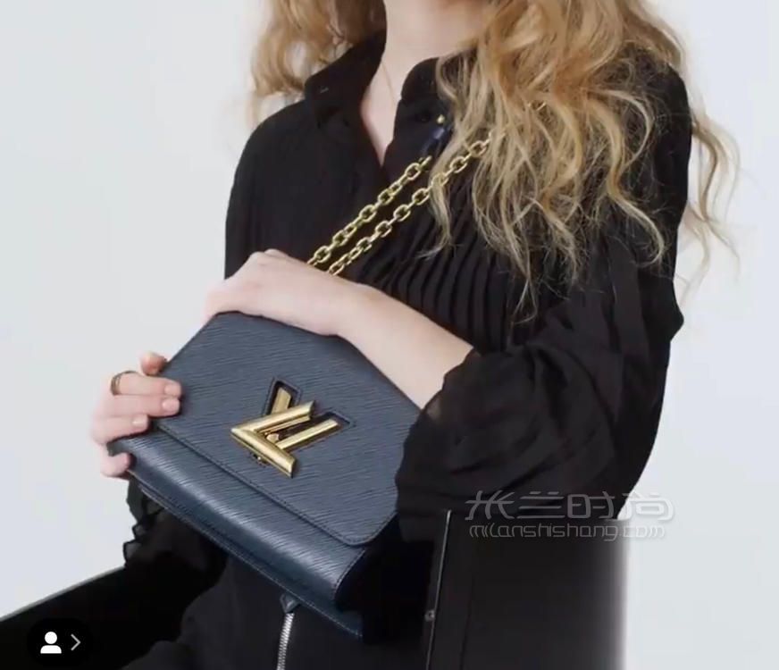 lvtwist金扣蓝色牛皮大logo女士单肩斜跨水波纹翻盖链条包单肩斜挎包