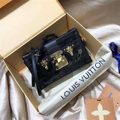 lv小箱子