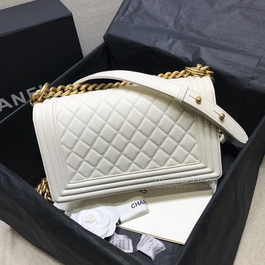 香&奈儿chanel leboy25复古包 纯白色荔枝皮牛皮复古五金单肩斜挎包05