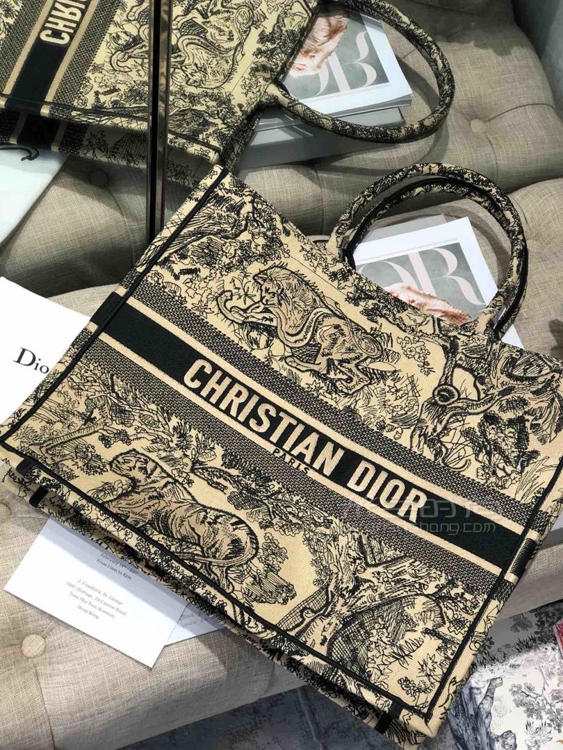 dior迪奥2019cruise野生动物刺绣tote bag 野生丛林购物袋