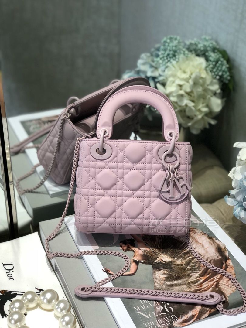lady dior ultra-matte 磨砂五金香芋紫色 香芋奶茶色戴妃包17cm