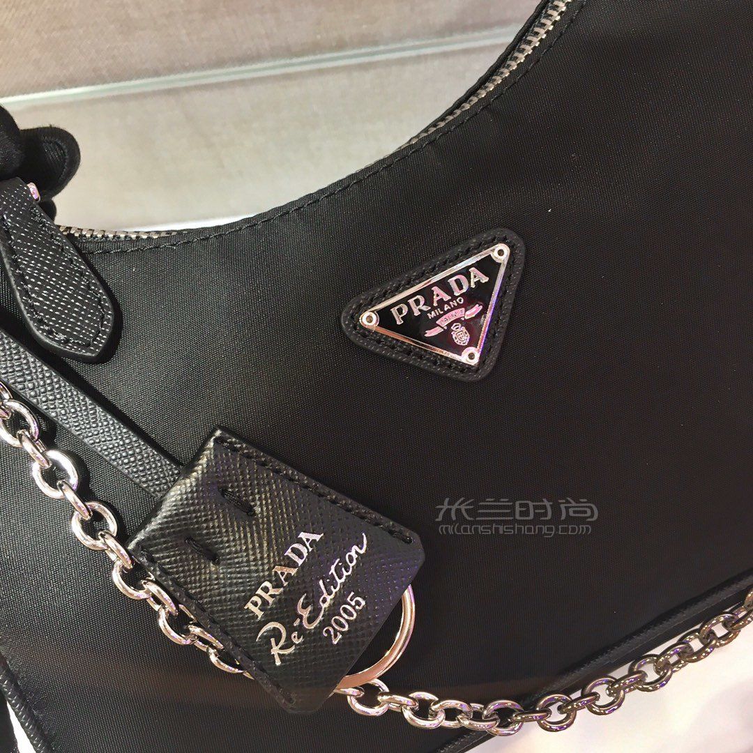02759-prada爆款三合一新款2416-3nylon-hobo手拎-腋下包网红姐妹团