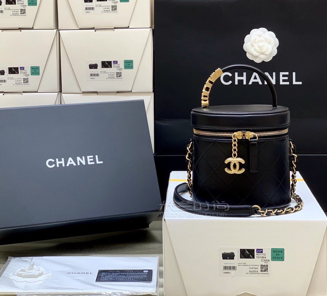 【香奈儿迷你桶包】chanel 2020秋冬限量版小水桶 黑色迷你化妆箱包