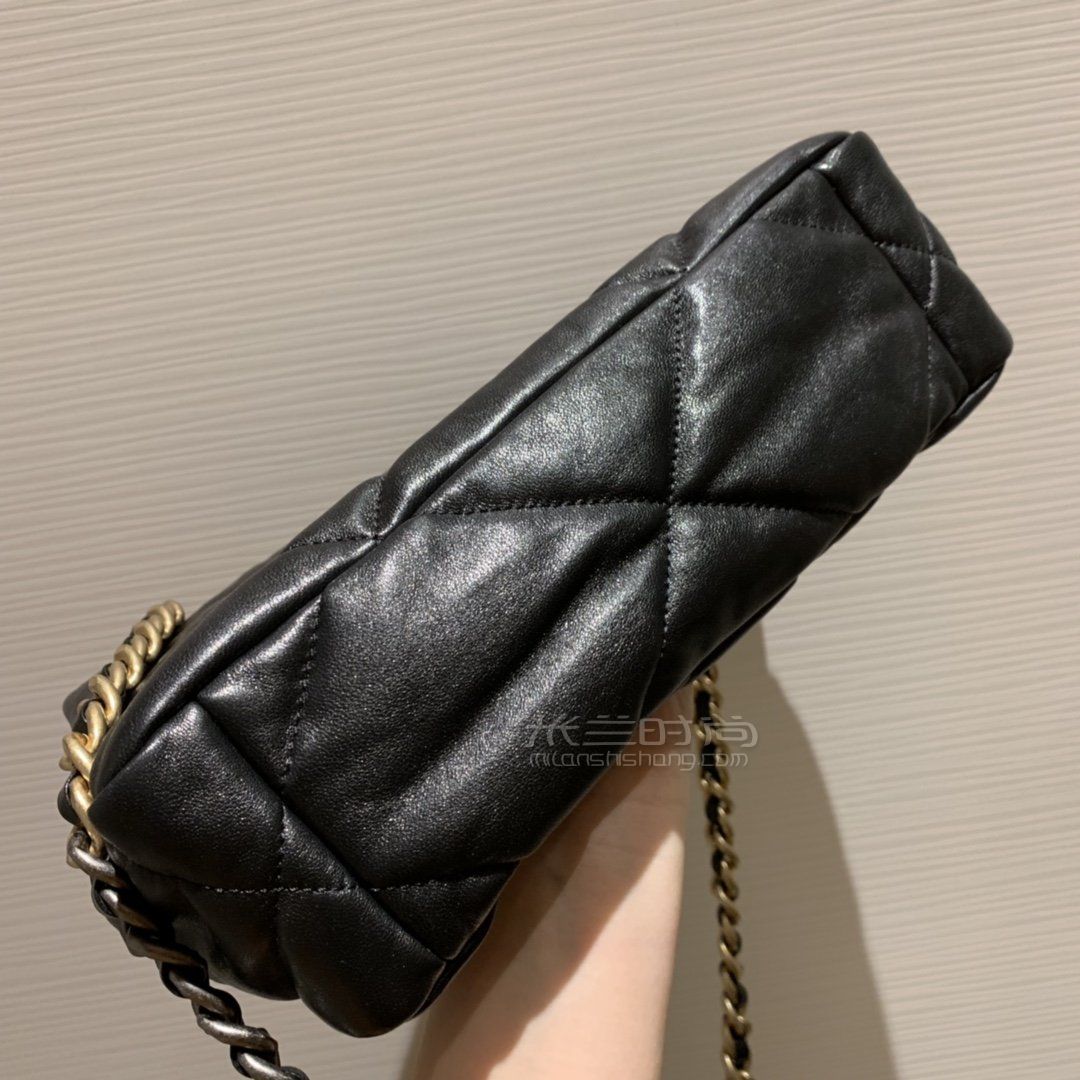 【香奈儿19包】chanel 19bag新年红手袋 小号26cm黑色女士斜挎手提包