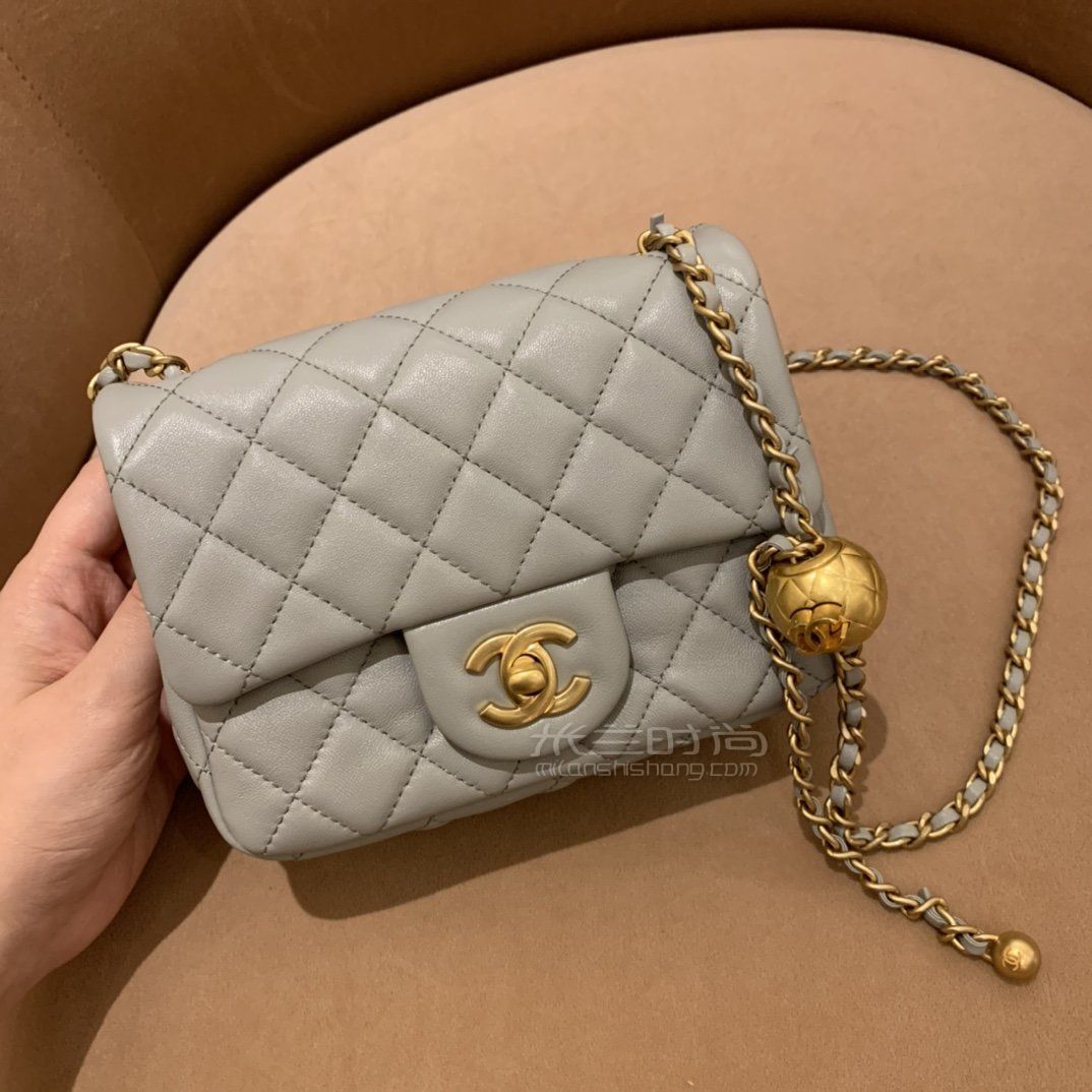 香奈儿金珠链条包chanel18cm灰色方胖子金珠球球包链条包