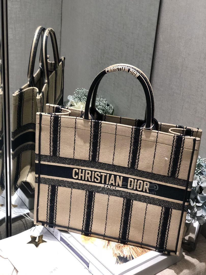 迪奥托特包】dior book tote女士手提包 杏色条纹购物袋 百搭女包大号