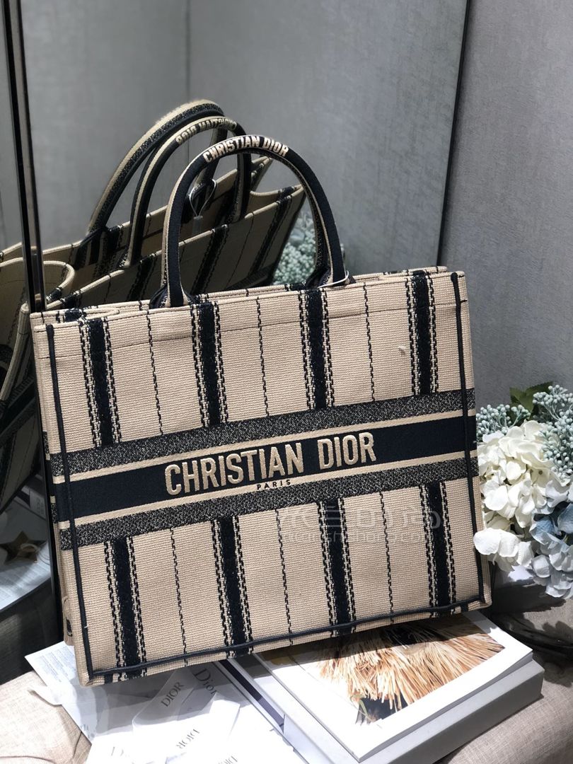 【迪奥托特包】dior book tote女士手提包 杏色条纹购物袋 百搭女包