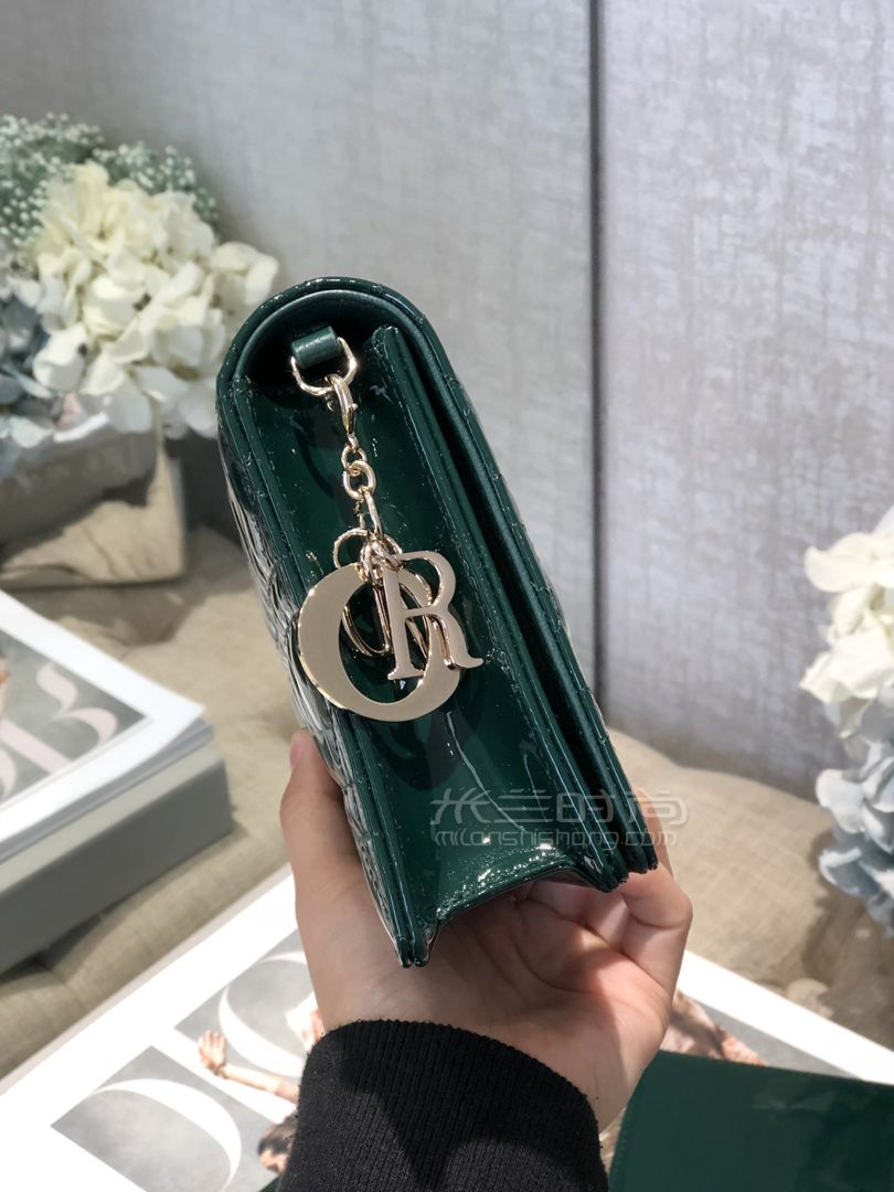 【迪奥woc链条包】lady dior手拿包 墨绿色牛皮藤格纹