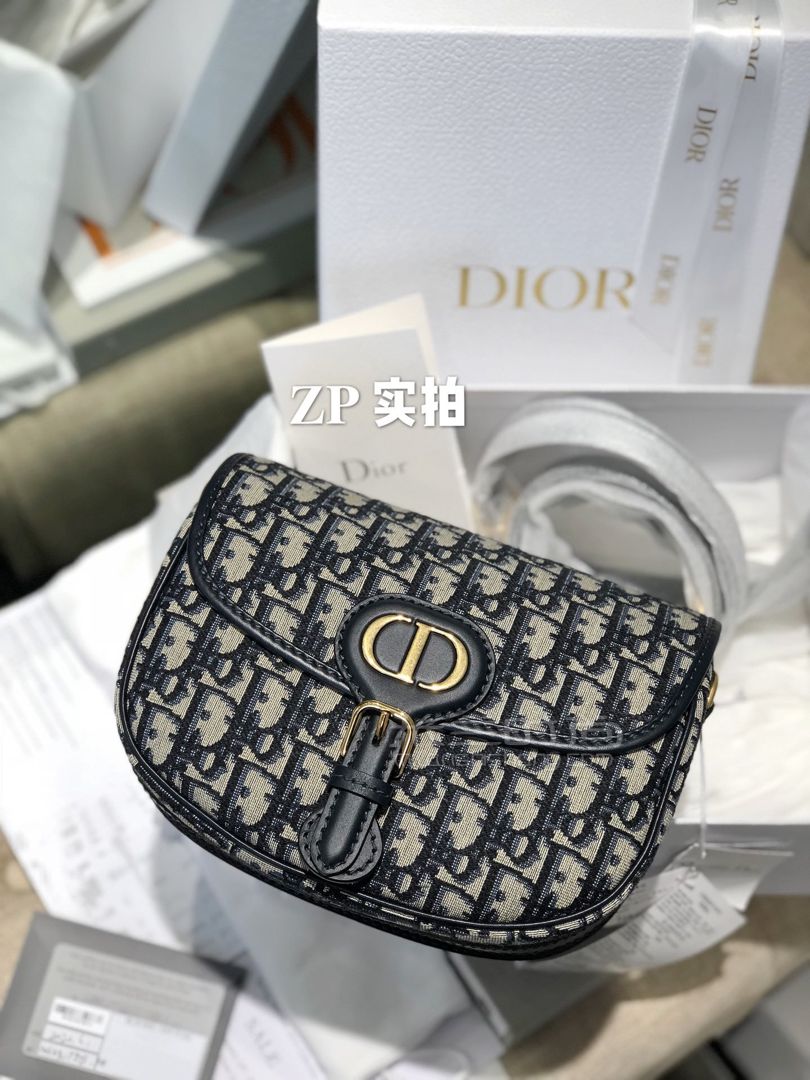 【迪奥马鞍包马蹄包】【真假对比】大号dior bobby 手袋女士单肩包斜
