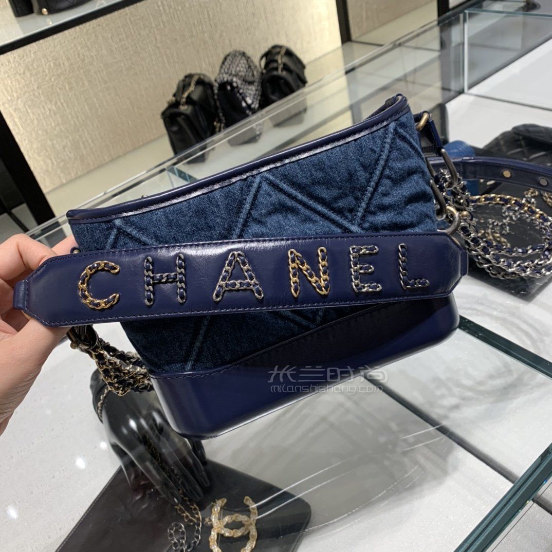 香奈儿流浪包chanelgabrielle手袋镂空字母20cm小号牛仔丹宁单肩包