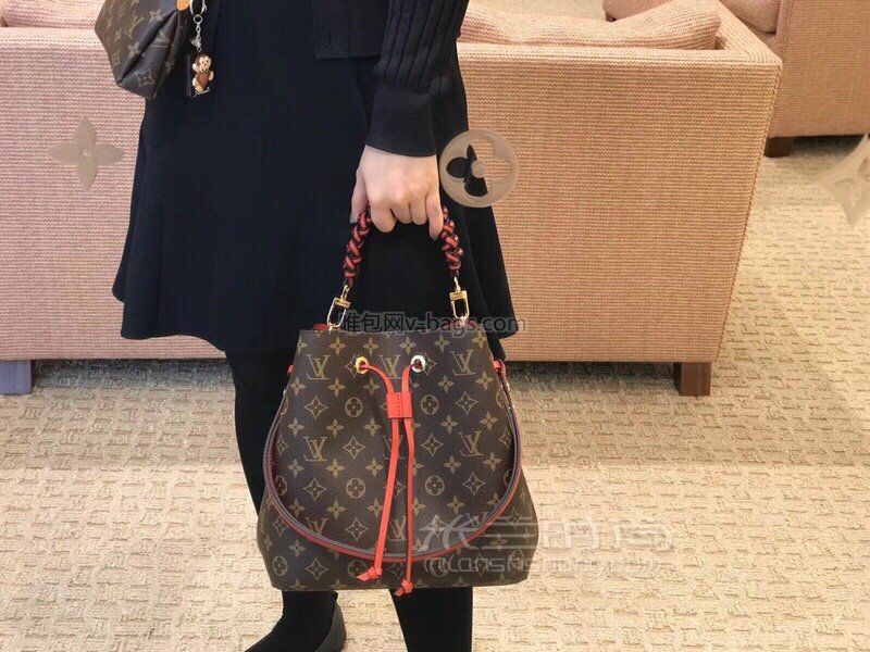 【lv经典水桶包】路易威登neonoe老花单肩红桶包斜挎编织手提束绳女包