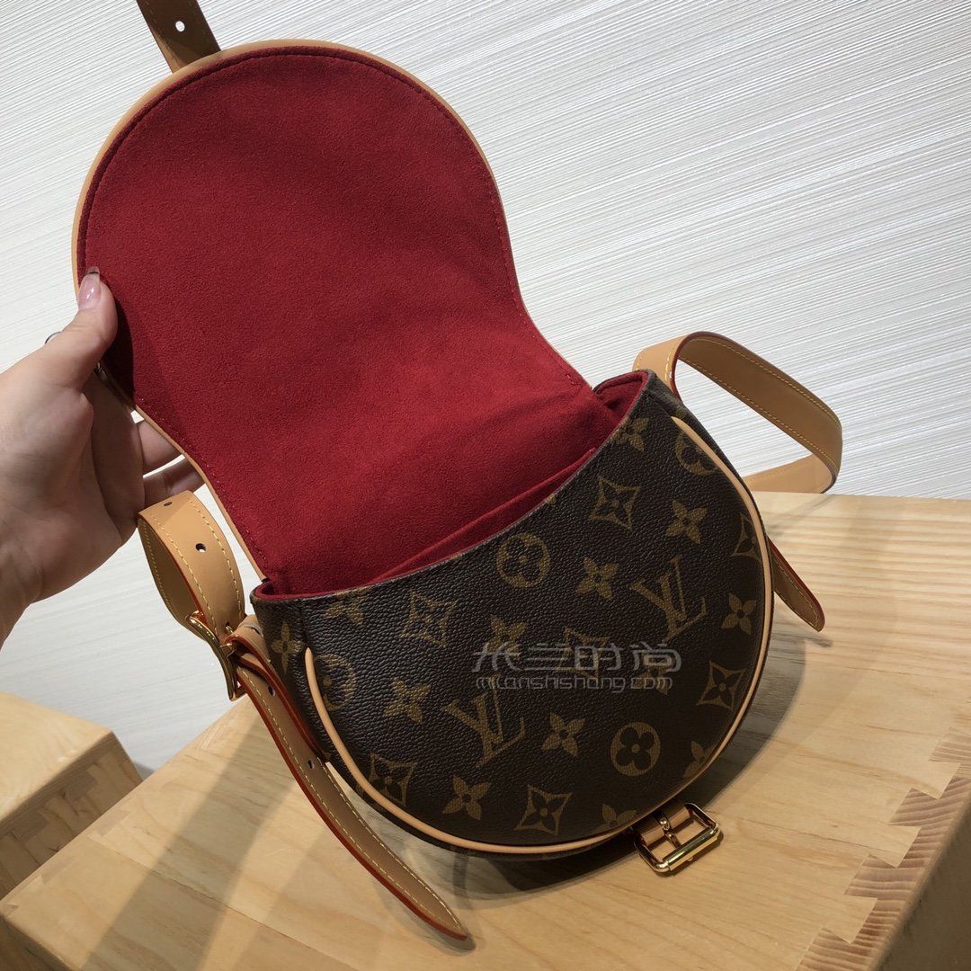 【lv马鞍包】路易威登新款tambourin老花印花马鞍包单肩斜挎包女包m4