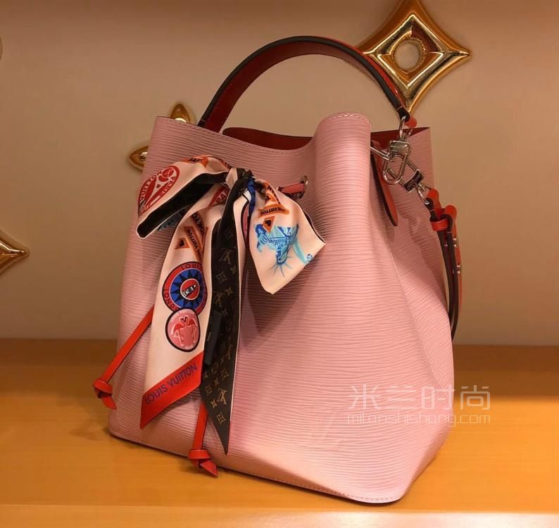 lv路易威登neonoebb小号水桶包18年新款neonoe水波纹粉色水桶包m54370