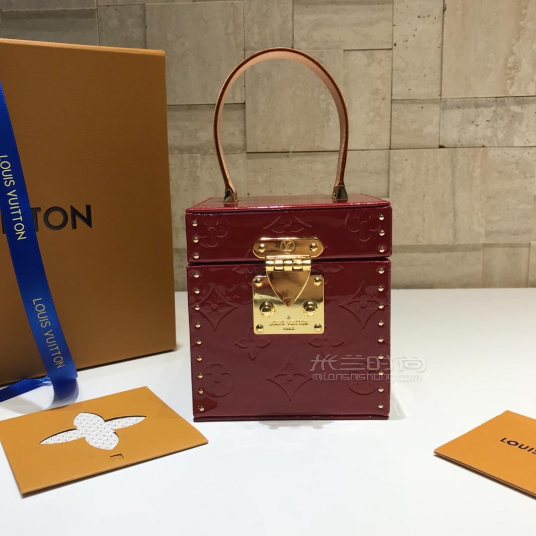 停产lv路易威登女士bleeckerbox漆面牛皮手袋m52464方盒子包