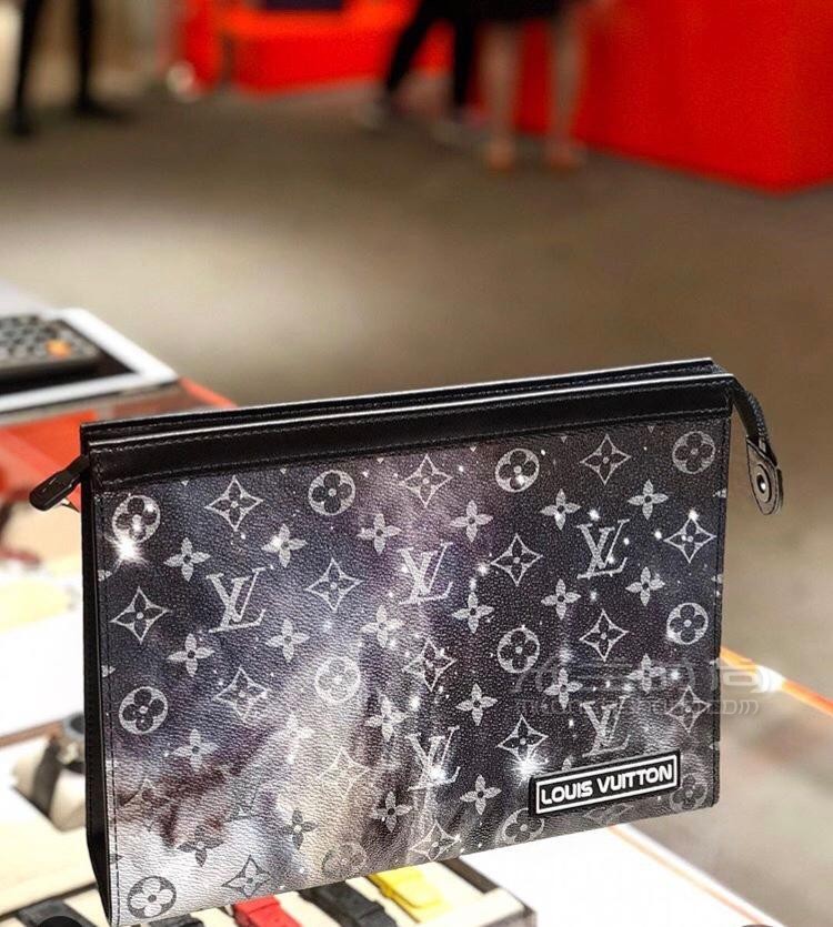 复刻lv手包( lv包复刻的质量比正品好 )