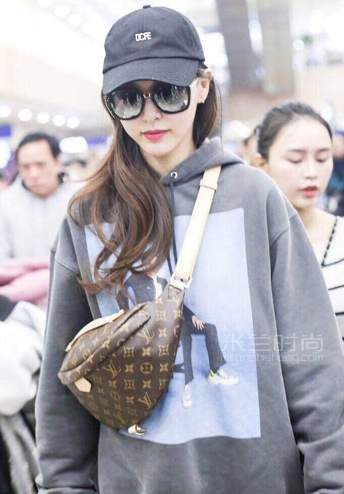 lv胸包腰包路易威登20年bumbag单肩斜跨腰包