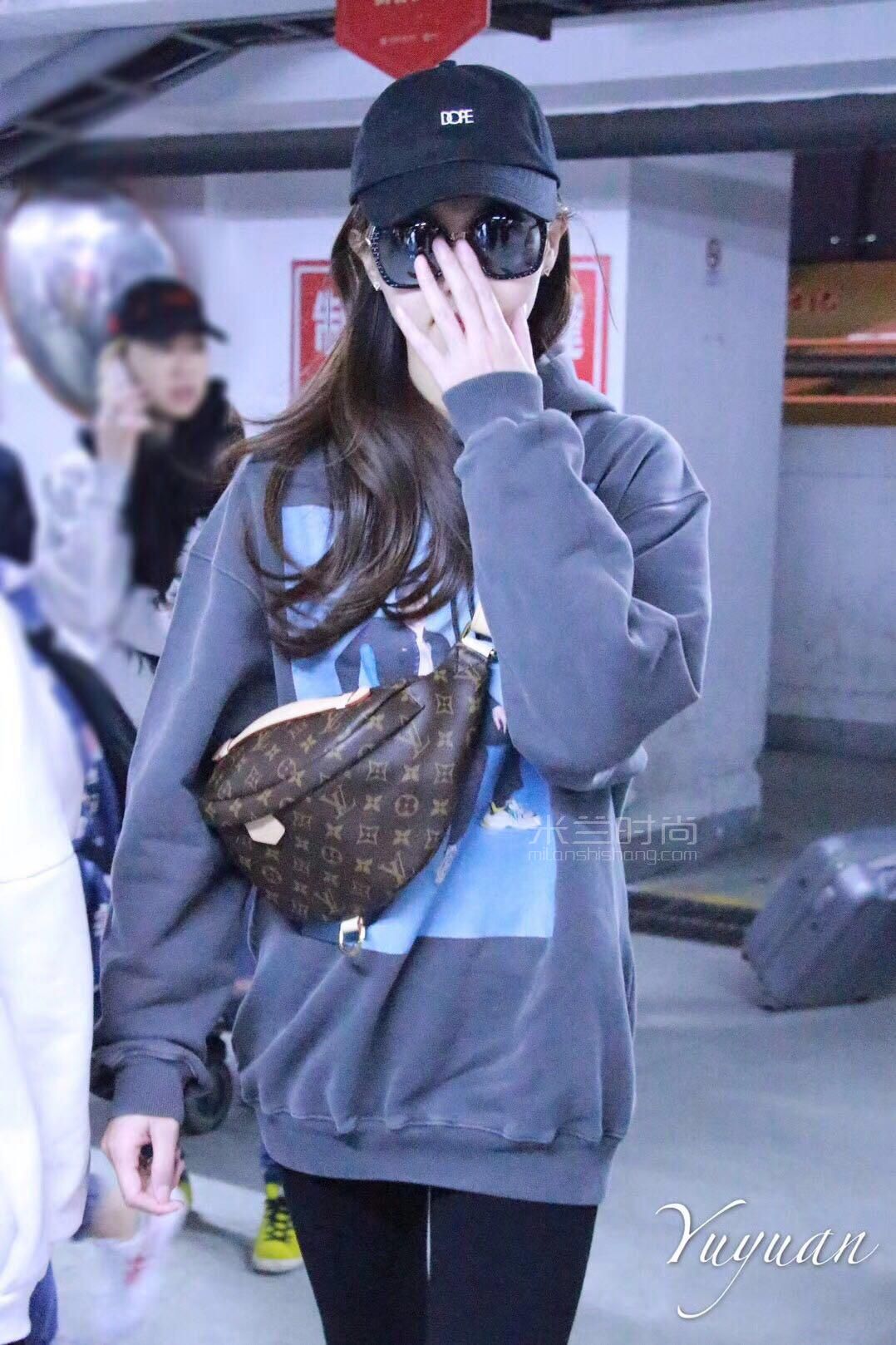 lv胸包腰包路易威登20年bumbag单肩斜跨腰包