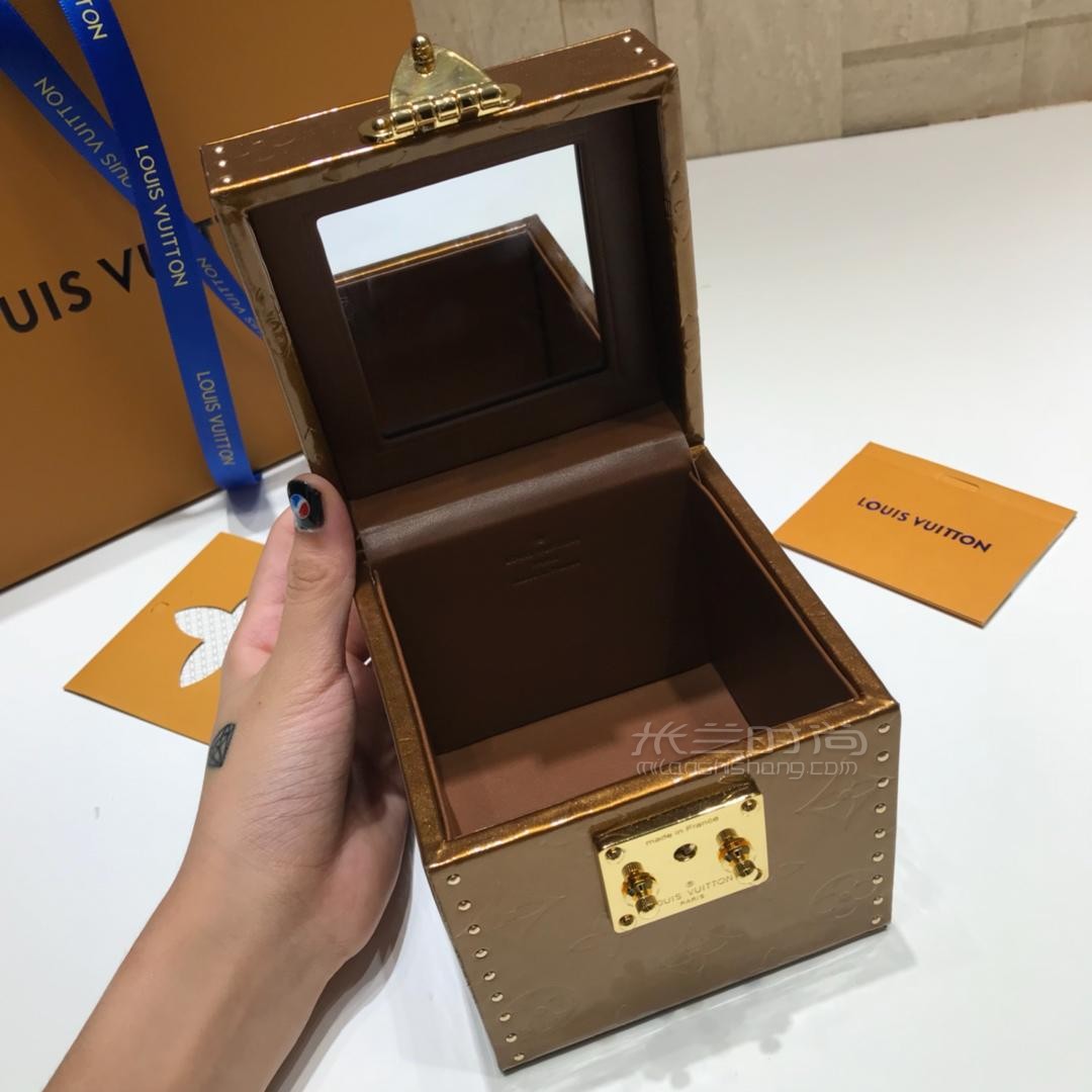 停产lv方盒子手提包路易威登女士bleeckerbox漆面牛皮压花手