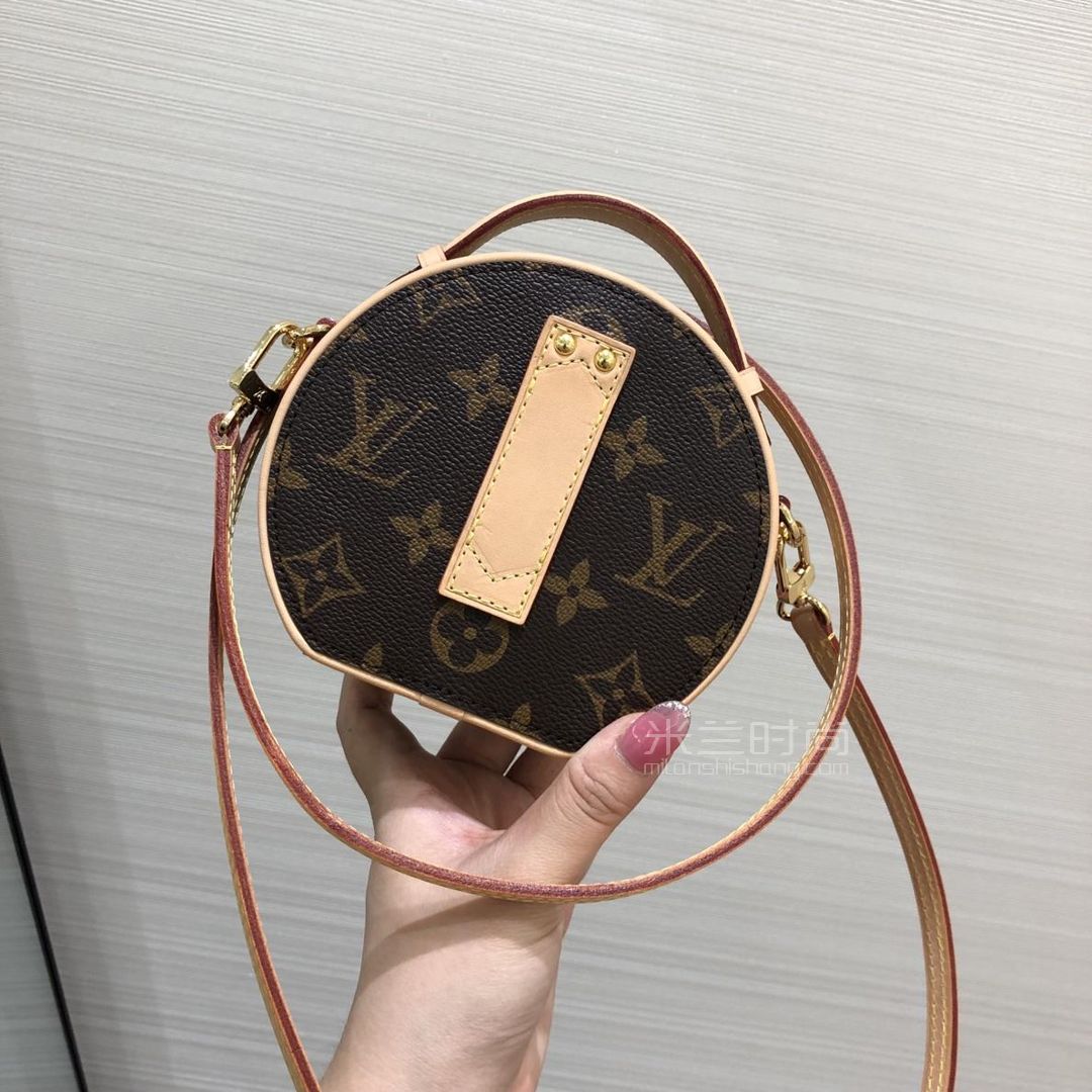 lv老花logo小圆饼单肩斜挎包19ss限定老花mini挎包m44699时尚奢侈品牌