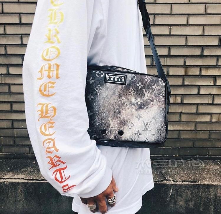 路易威登lv男包星空系列男士邮差包单肩包斜挎包galaxy星球邮差包