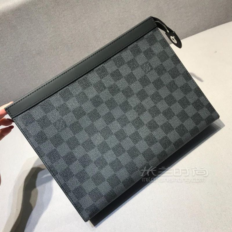 Lv男款手包 Lv男士棋盘格pochette Voyage手拿包 米兰时尚包包网