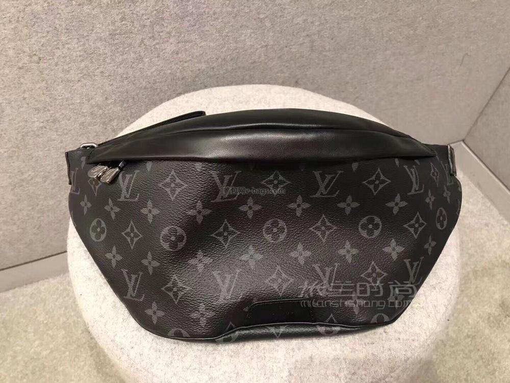 lv路易威登斜挎包胸包 饺子包m44336discovery黑色老花帆布拉链腰包