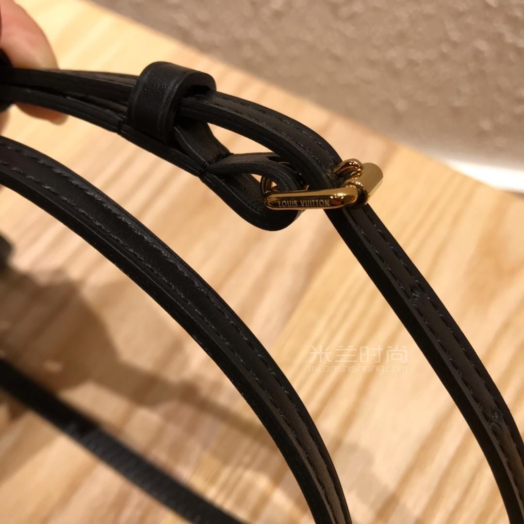 奢侈品a货打脸（奢侈品a货价格一般是多少）-第2张图片-潮百科