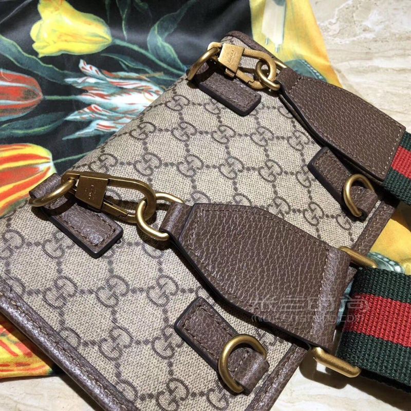 Gucci古奇胸包男女斜背虎头扣双g帆布印花腰包女同款代购4617 米兰时尚包包网