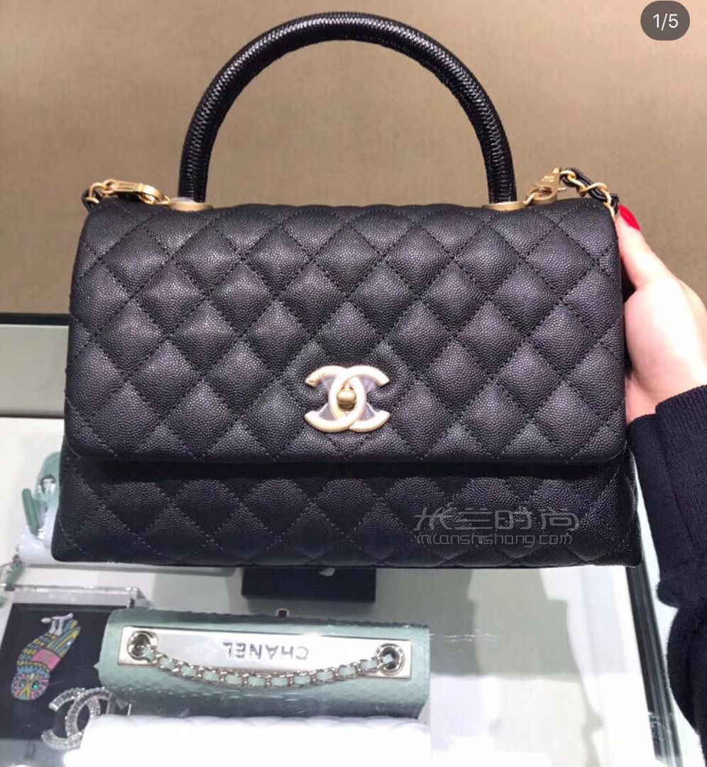 chanel香奈儿coco handle手提包 黑色mini小号23cm细粒鱼子酱单肩链条