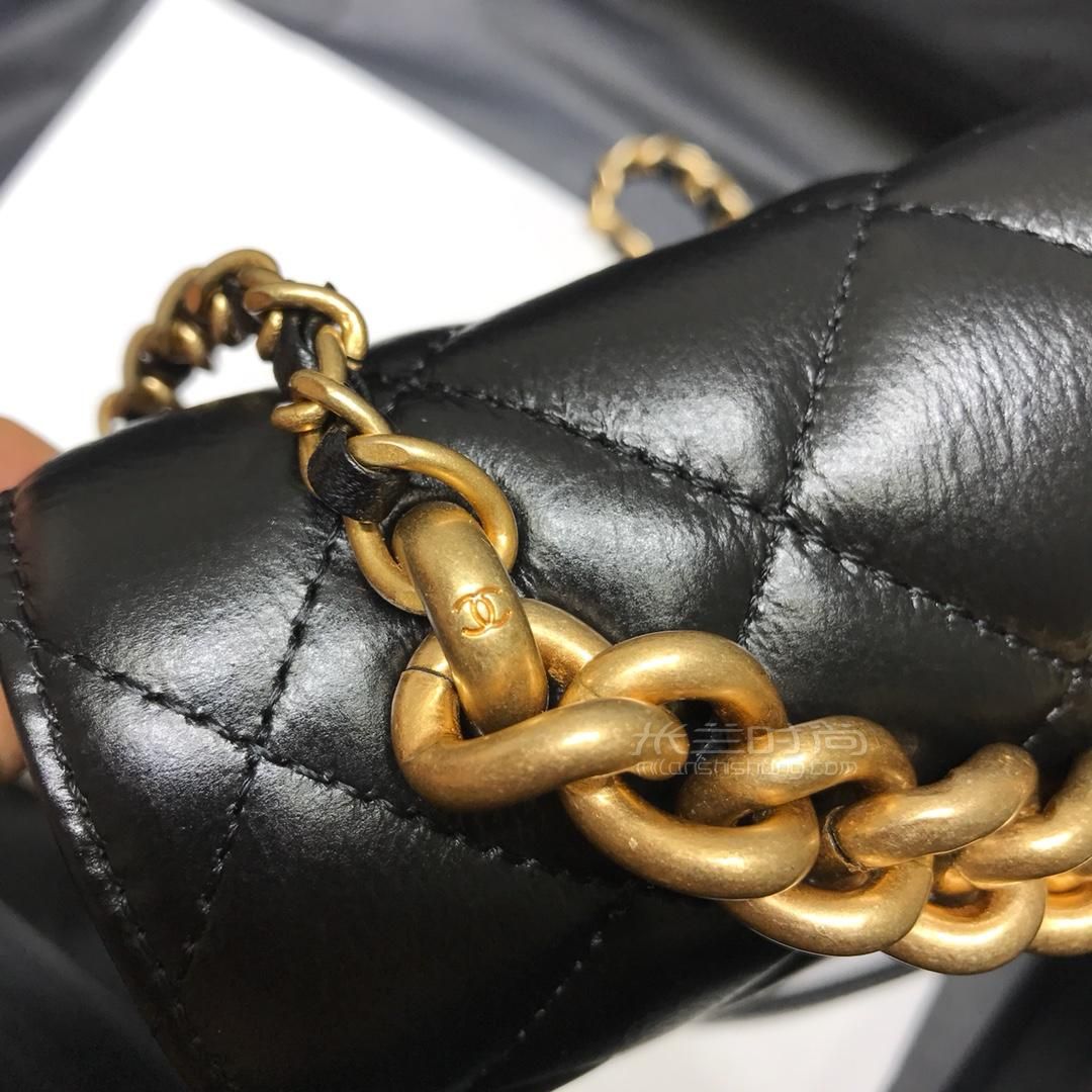 chanel香奈儿19早秋粗链条细链条肩带邮差包黑色小牛皮女包