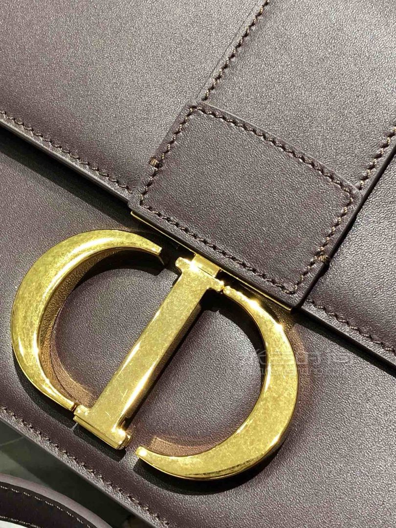 迪奥女士新款蒙田包30montaigne酒红色dior女士邮差包