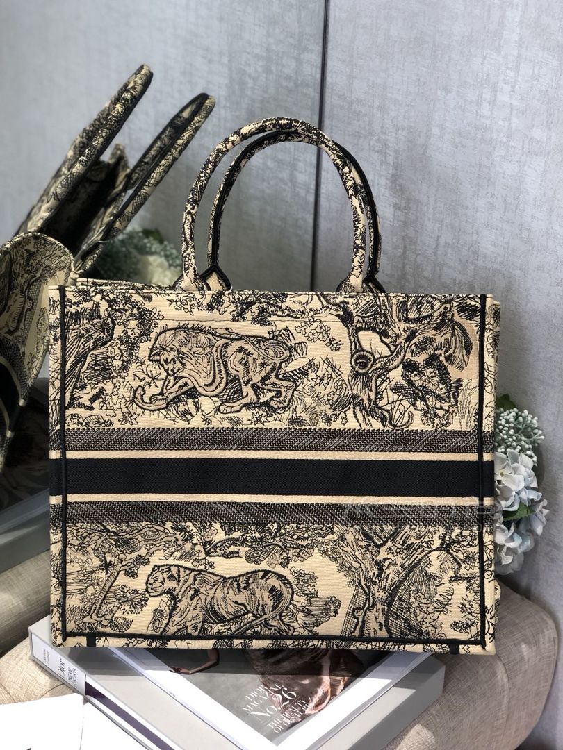 dior迪奥2019cruise野生动物刺绣tote bag 野生丛林购物袋