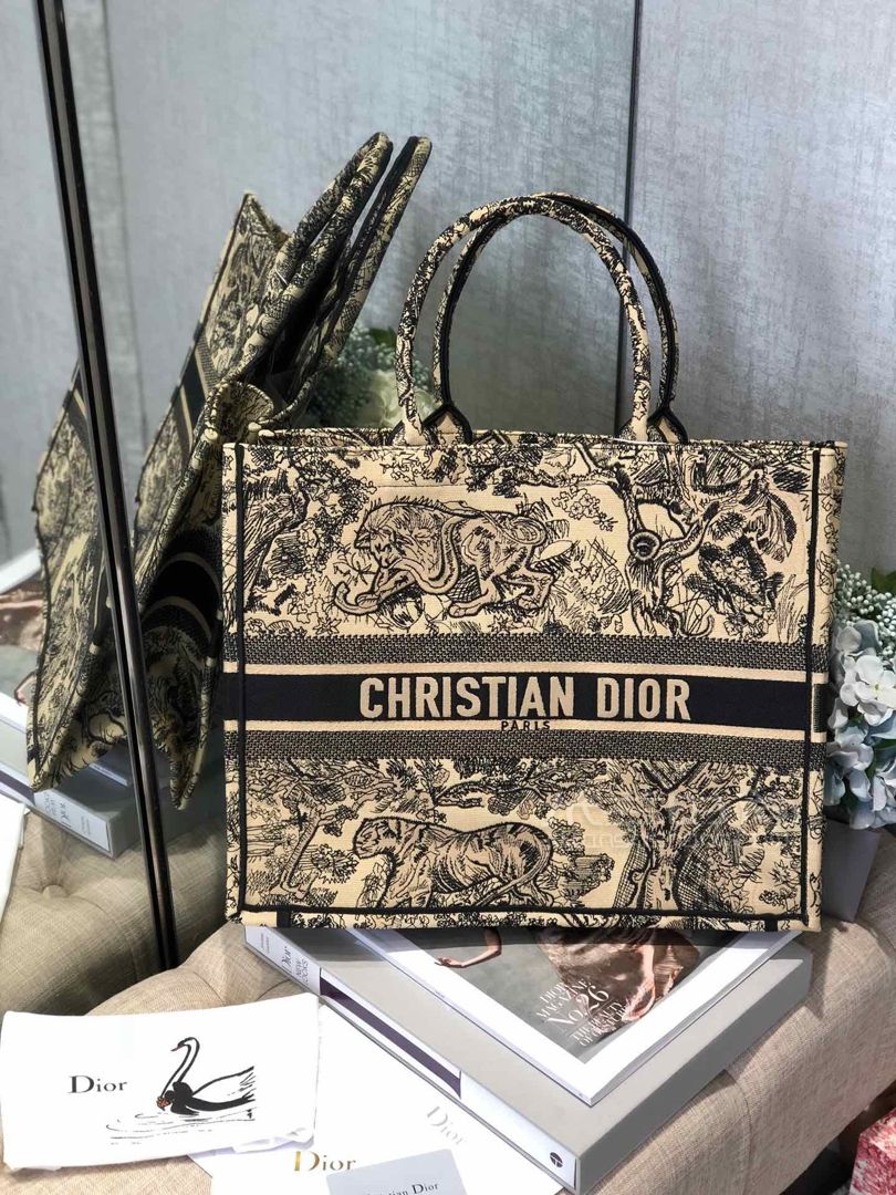 dior迪奥2019cruise野生动物刺绣tote bag 野生丛林购物袋