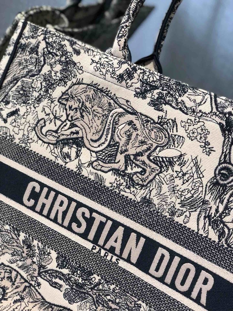 dior迪奥2019cruise野生动物刺绣tote bag 野生丛林购物袋
