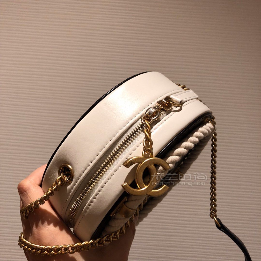 chanel香奈儿 限量版黑色拼接牛皮圆饼包 链条包邮轮系列圆形包