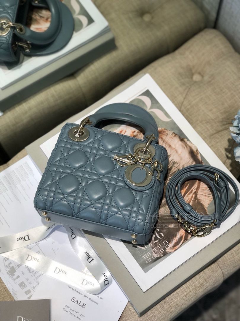 dior迪奥 mini lady classic系列戴妃包 雾霾蓝羊皮三格单肩包金