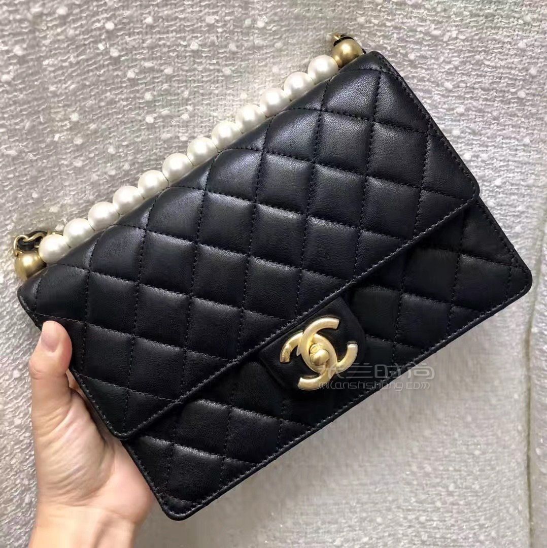 chanel香奈儿19新款长方形珍珠金扣链条复古菱格手拿单肩斜跨女包