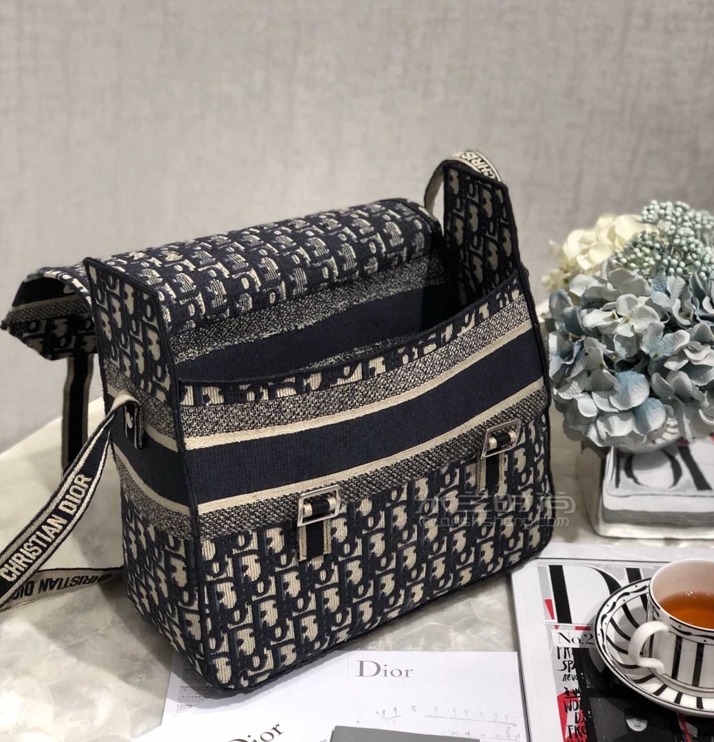 diorobliquecanvasmessengerbag全手工编织邮差包男女款斜跨邮差包
