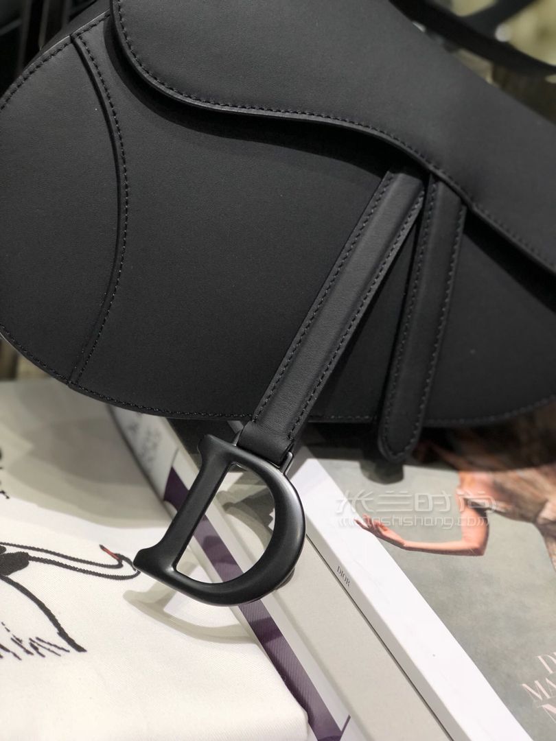 diorsaddlebag迪奥马鞍包磨砂黑碳素小牛皮手提复古包