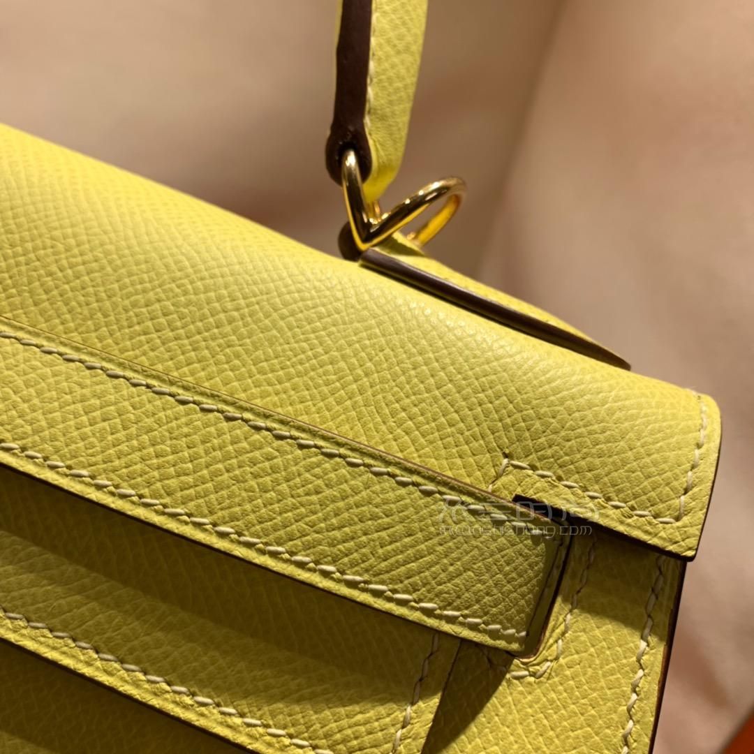 爱马仕凯莉包hermes kelly 28cm epsom 9r柠檬黄 金扣 蜜蜡线手缝