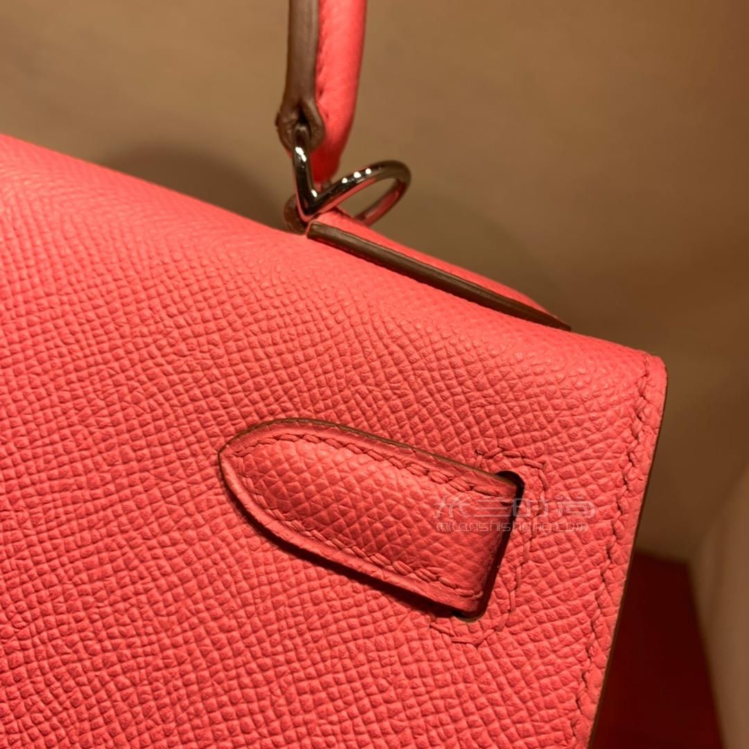 爱马仕凯莉包hermes kelly 28cm epsom 8w唇膏粉 银扣 蜜蜡线手缝