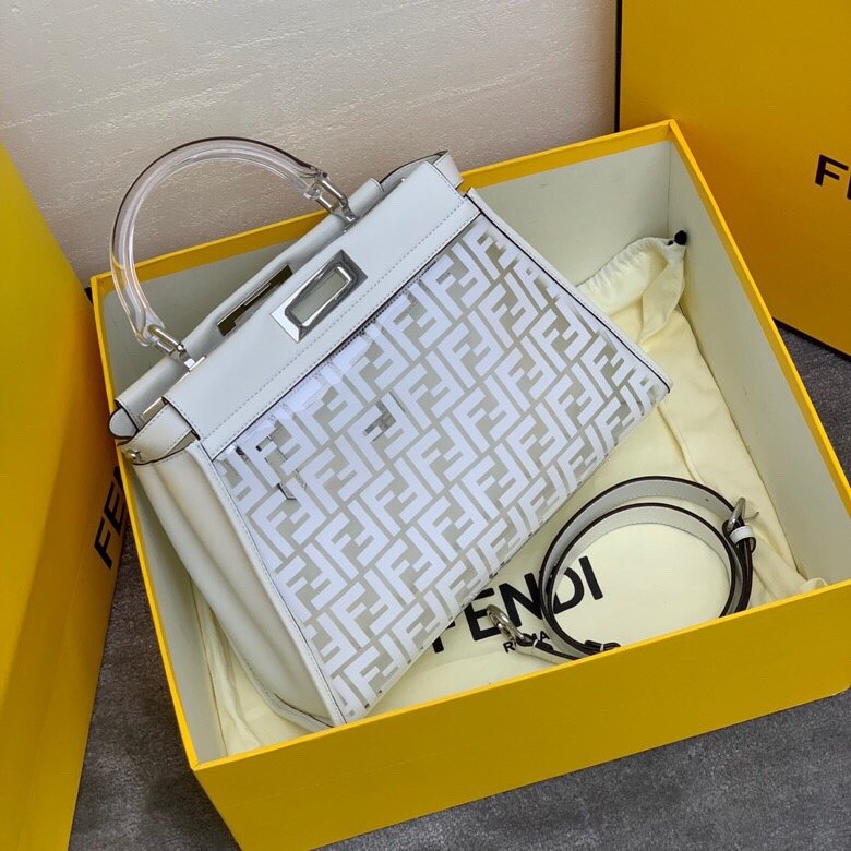 com/fendi/5390.html芬迪包高仿001179_大号fendi 最新
