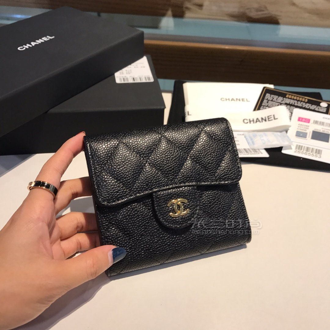 01048 升级版chanel 新品经典菱格短三折短夹专柜最新品短三折短款原单品质 米兰时尚包包网
