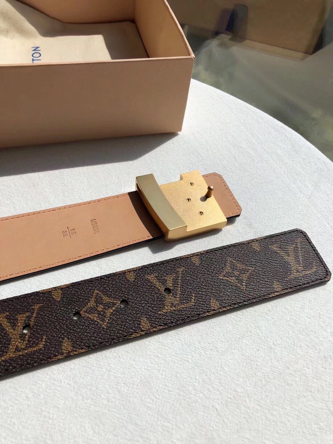 lv原单版本一般多少钱一包(lv原单版本一般多少钱)