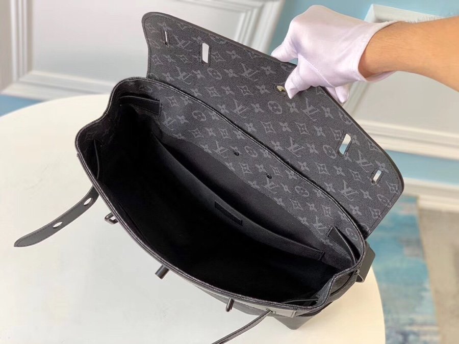 lv顶级lvsteamer小号手袋m44473黑花本季诞生于1901年的steamer小号