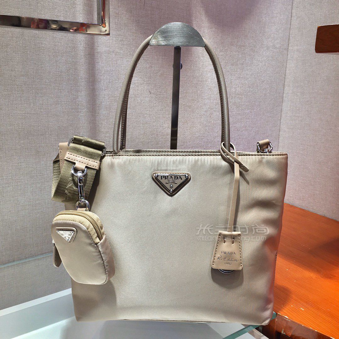 prada158代工厂保真吗(prada代工厂原单包包)
