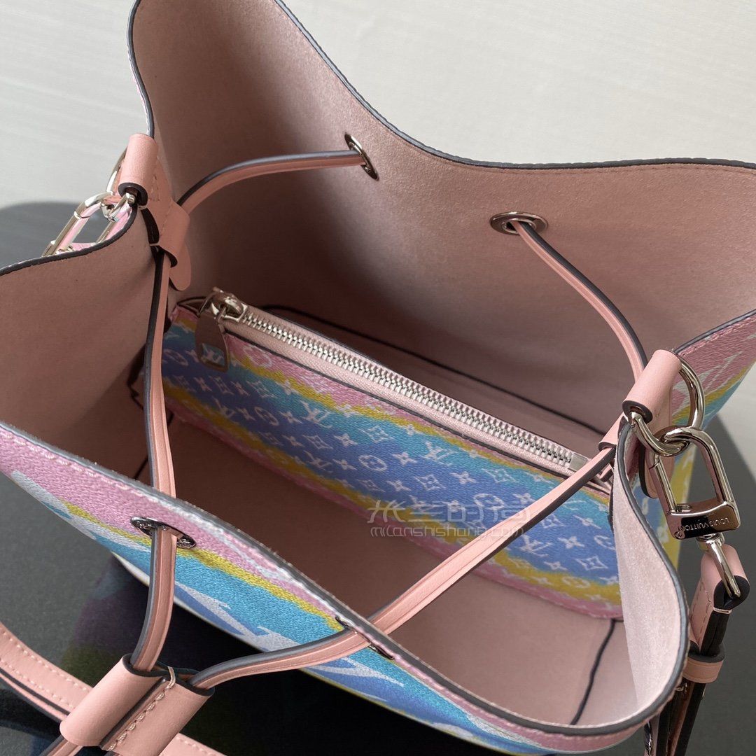 威登桶包这颜色太好看了吧 铁粉来撩[机智]尺寸26×22×27cm 44020