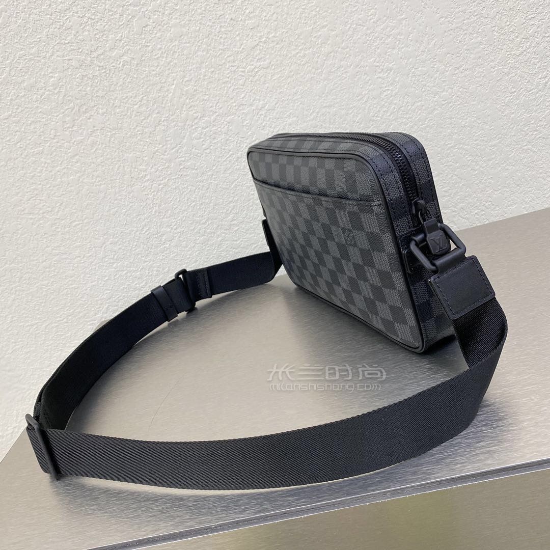lv邮差包路易威登男包alpha棋盘格单肩包斜挎包n40188价格尺寸上身图