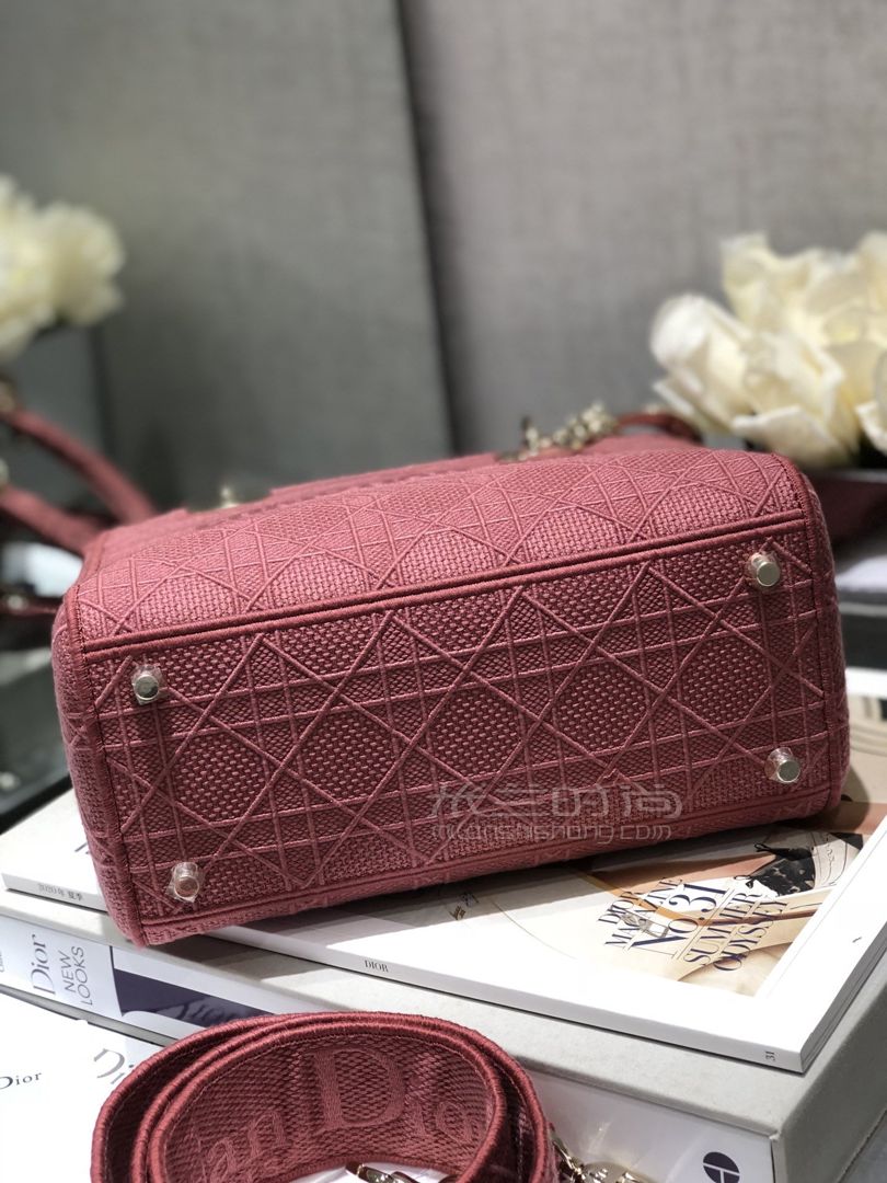 高仿迪奥钱包价格和图片女(知识讲解篇)