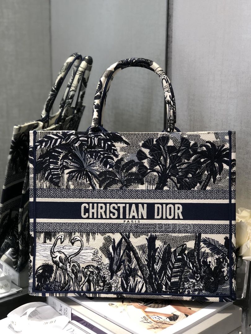 迪奥托特包 Dior Book Tote女士手提包立体仙鹤椰树林购物袋大号 米兰时尚包包网